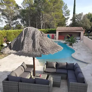 Bed & Breakfast La Bastide Des Selves, Draguignan